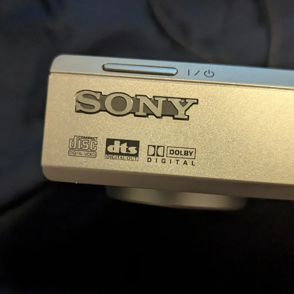 Cream Electronics Device - Picture 8 of 8